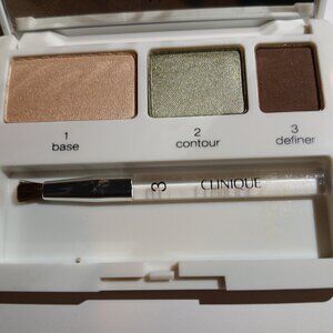 Clinique Colour Surge Eye Shadow Trio in Discontinued Shades. Never Used.